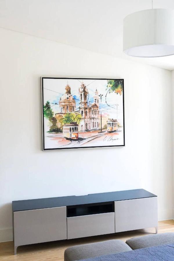 Flh Mouraria Art Apartment With Pool Lisbon Bagian luar foto